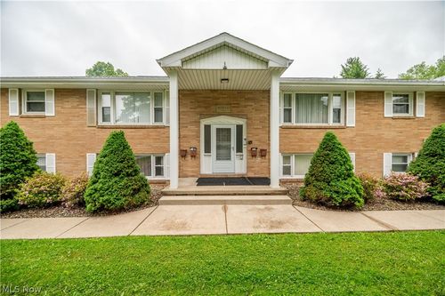 1836 Belle St Se, Warren, OH, 44483 | Card Image
