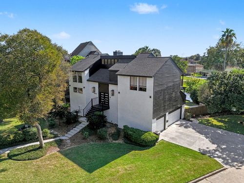 18646 Martinique Dr, Houston, TX, 77058-4244 | Card Image