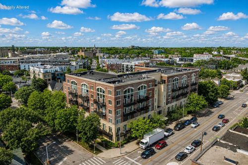 1515 N Van Buren St, Milwaukee, WI, 53202-2097 | Card Image
