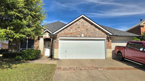 7717 Decoy Dr, Arlington, TX, 76002-4542 | Card Image
