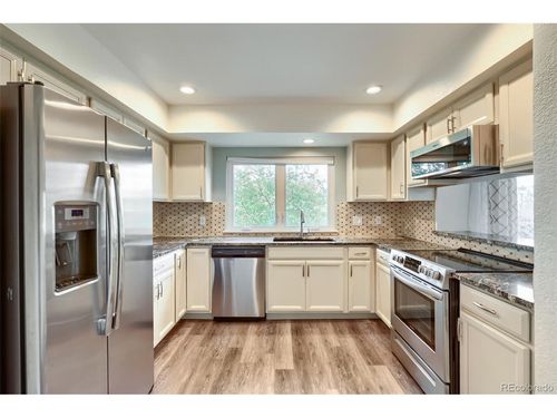 8898 Brompton Way, Parker, CO, 80134-3936 | Card Image