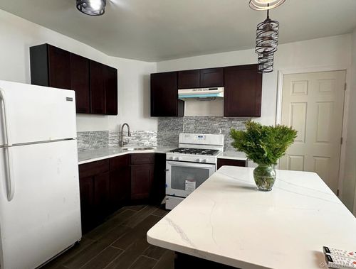 11650 128th St, South Ozone Park, NY, 11420-2636 | Card Image