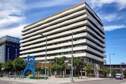 810-60 Tannery Rd, Toronto, ON, M5A0S8 | Card Image