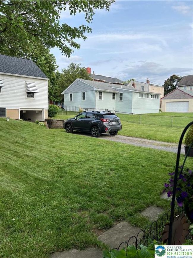 1540 Riegel St, House other with 2 bedrooms, 1 bathrooms and null parking in HELLERTOWN PA | Image 7