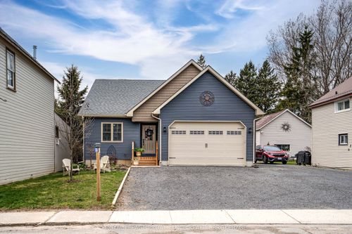 1086 Prince St, Lansdowne, ON, K0E1L0 | Card Image