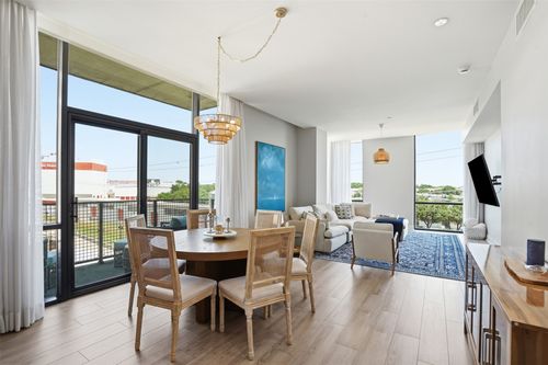 406-5656 N Central Expy, Dallas, TX, 75206-0949 | Card Image