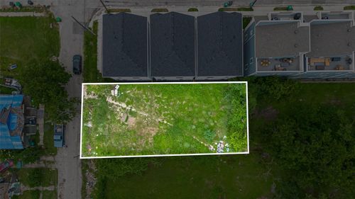 3016 Mcilhenny St, Houston, TX, 77004-1729 | Card Image