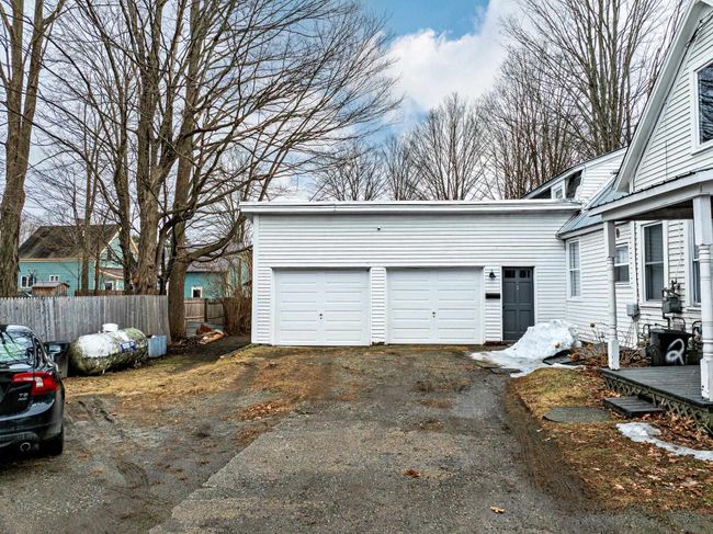 APT-1-4 - 22 Chestnut St, Home with 0 bedrooms, 0 bathrooms and null parking in Brattleboro VT | Image 17