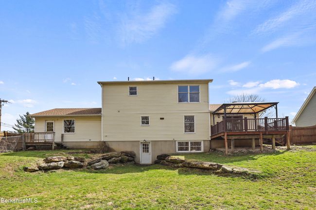 2 Faucett Ln, House other with 3 bedrooms, 3 bathrooms and null parking in Pittsfield MA | Image 43