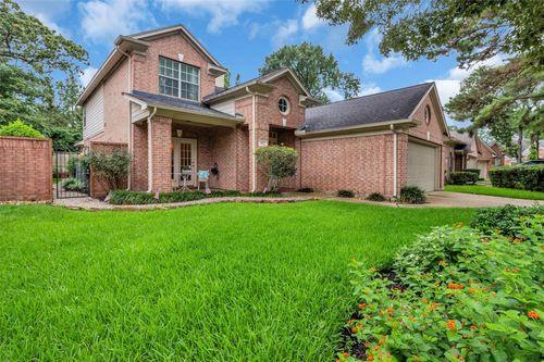 65 W Sienna Pl, The Woodlands, TX, 77382-1523 | Card Image