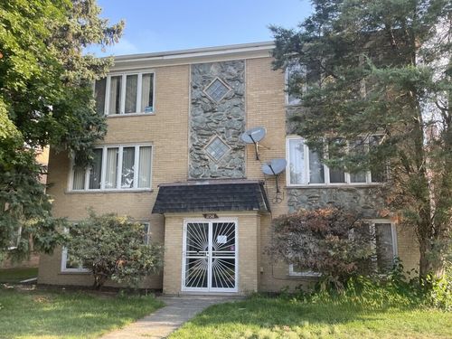 1758 Memorial Dr, Calumet City, IL, 60409-3157 | Card Image