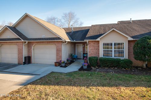 4528 Shamus Way, Knoxville, TN, 37918-6632 | Card Image