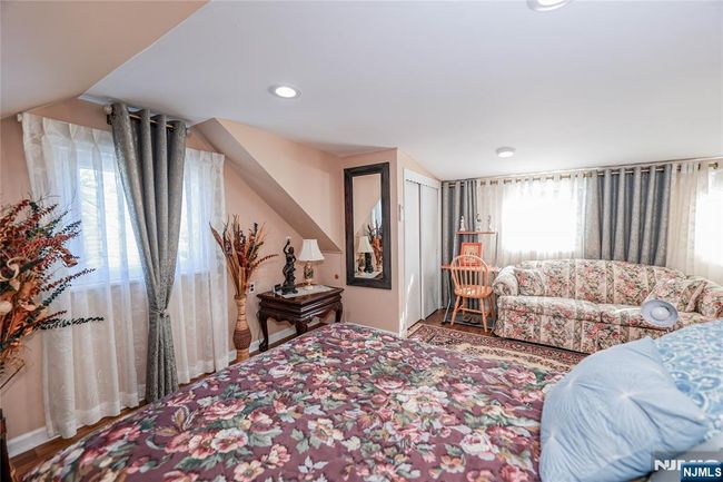 136 Martin Ave, House other with 3 bedrooms, 2 bathrooms and null parking in Clifton NJ | Image 28