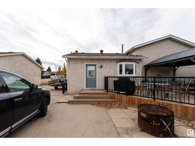 9221 84 St, House other with 4 bedrooms, 2 bathrooms and null parking in Fort Saskatchewan AB | Image 3