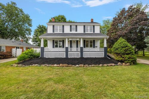 18140 Frazho Rd, Roseville, MI, 48066-3832 | Card Image