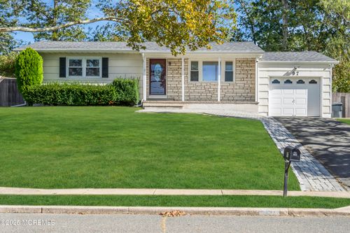 97 Curtis Pl, Toms River, NJ, 08753-4264 | Card Image