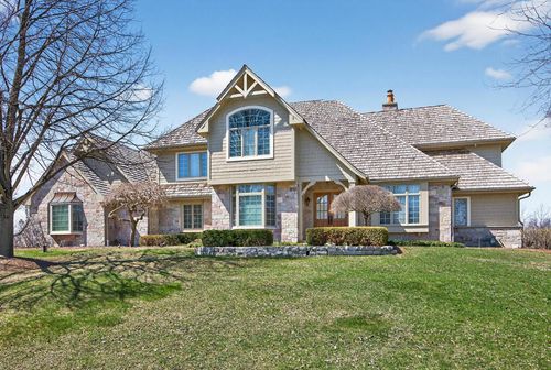 14095 N Pine Bluff Rd, MEQUON, WI, 53097-1427 | Card Image