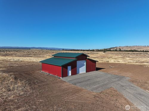 17 Lightning Ln, Goldendale, WA, 98620-7901 | Card Image
