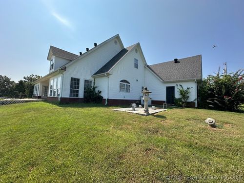 709 Anne Dr, Spiro, OK, 74959-2141 | Card Image