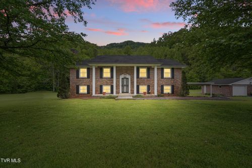 2153 Daniel Boone Rd, Gate City, VA, 24251-2856 | Card Image