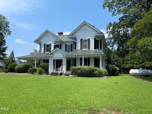 2737 Davis Dr, Cary, NC, 27519-2591 | Card Image