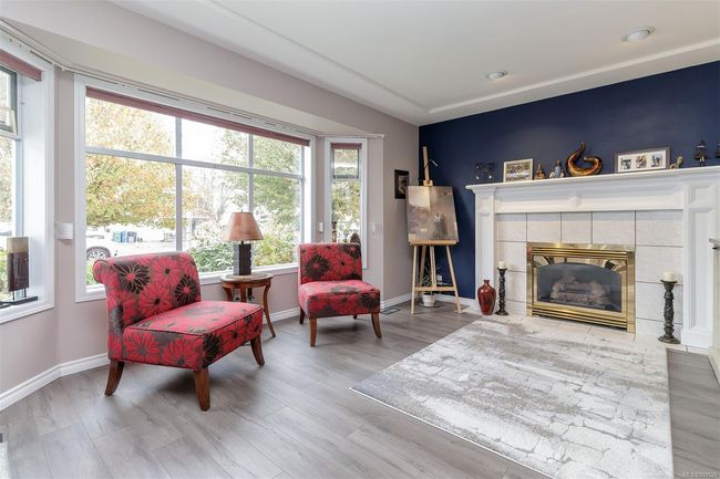 5958 Tweedsmuir Cres, House other with 3 bedrooms, 2 bathrooms and 4 parking in Nanaimo BC | Image 4