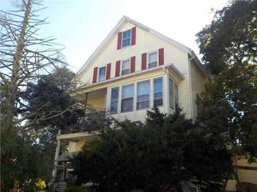 126 Morton Avenue, Woonsocket, RI, 02895 | Card Image