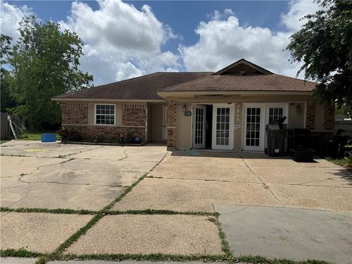 7210 Voyageur Drive, New Orleans, LA, 70129 | Card Image