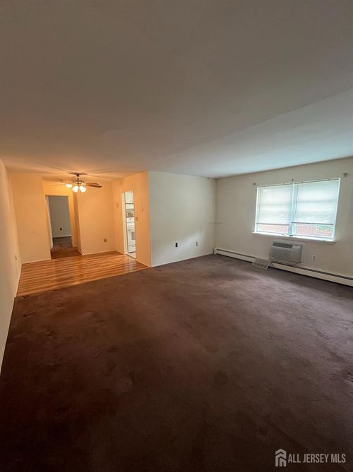 6d-289 Main St, Spotswood, NJ, 08884-2320 | Card Image
