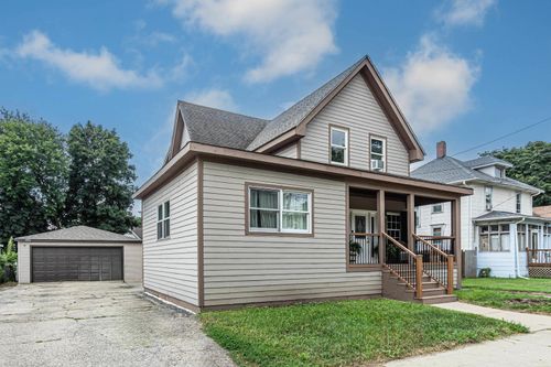 417 Lovell St, ELGIN, IL, 60120-3898 | Card Image
