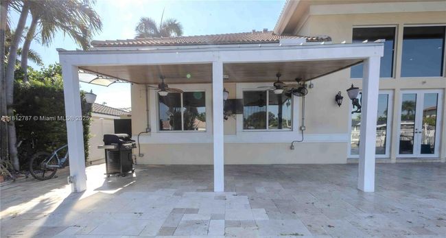 4241 Ne 23 Rd Ter, House other with 4 bedrooms, 4 bathrooms and null parking in Lighthouse Point FL | Image 33