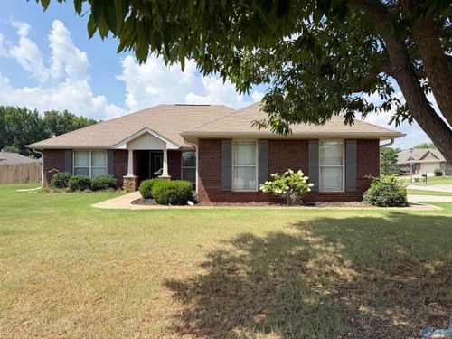 302 Healey Dr, Madison, AL, 35756-4195 | Card Image