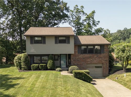202 Lytton Rd, Coraopolis, PA, 15108-1013 | Card Image