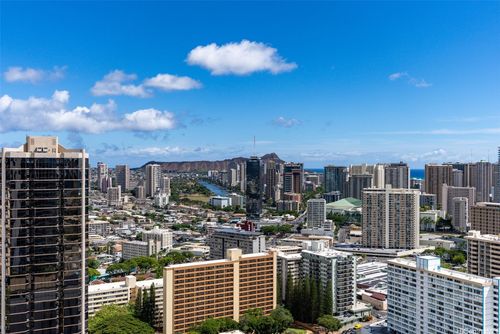 3607-1515 Liona St, Honolulu, HI, 96814-2442 | Card Image