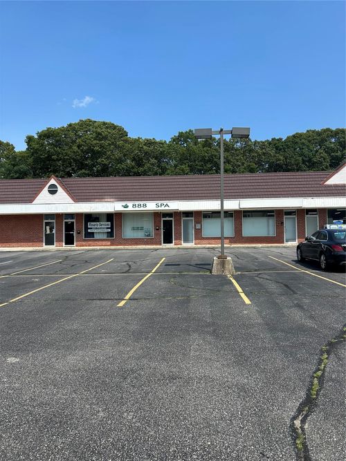 218 Middle Country Road, Brookhaven, NY, 11953 | Card Image