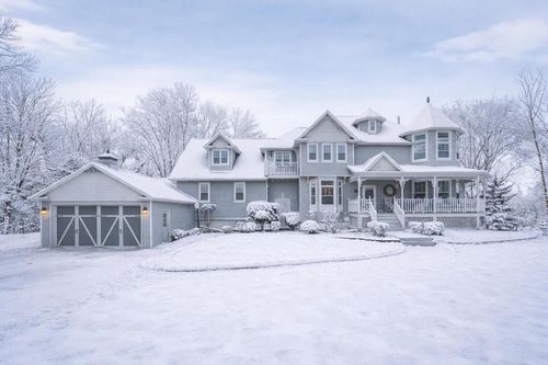 107 Lamine Lane, COMBINED LOCKS, WI, 54113 | Card Image