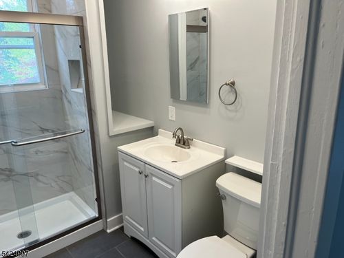 apt-1-513 Valley St, Maplewood, NJ, 07040-1375 | Card Image