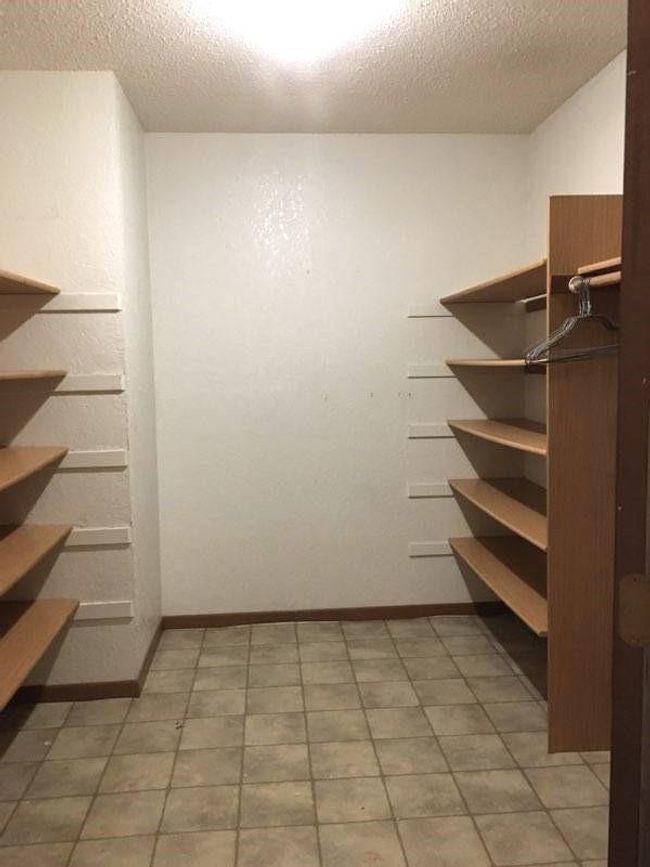 Westmar In-Unit Storage | Image 11