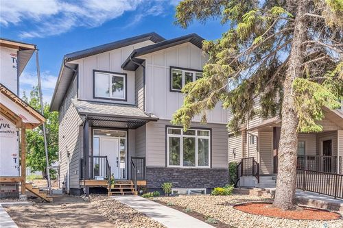 1601b 9th Ave N, Saskatoon, SK, S7K2Z9 | Card Image