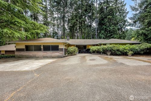 8115 50th Ave E, Tacoma, WA, 98443-2717 | Card Image