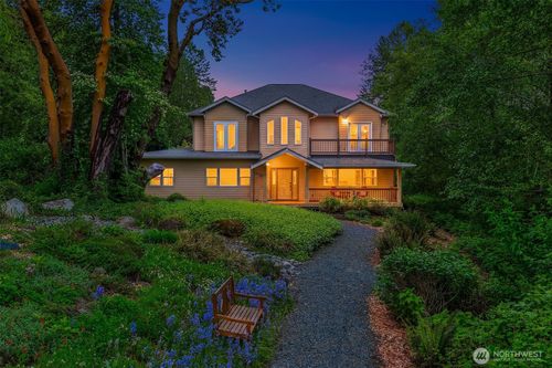 14730 75th Ave Ne, Kenmore, WA, 98028-7024 | Card Image