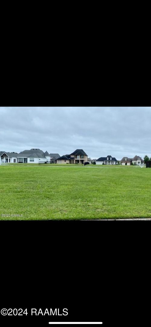 120 Greenwood Pl, Breaux Bridge, LA, 70517-3239 | Card Image