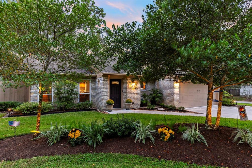 21 Riverbank Drive, For Rent in The Woodlands Zoocasa