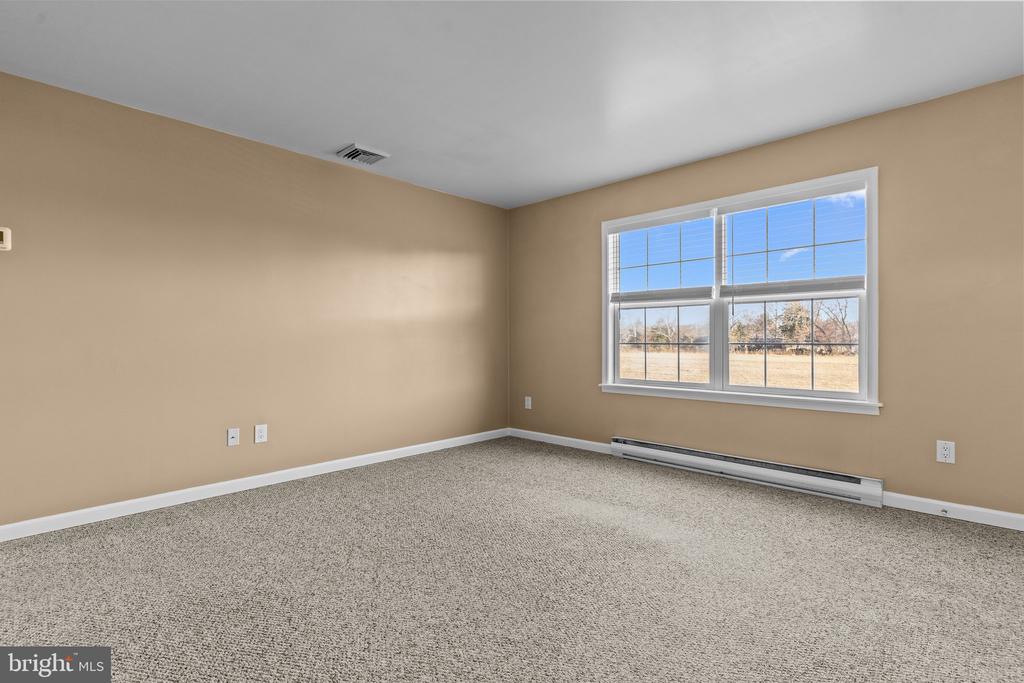 Residential Lease in OTTSVILLE 3