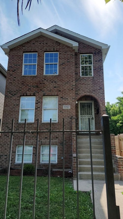 11707 S Morgan St, Chicago, IL, 60643-5221 | Card Image