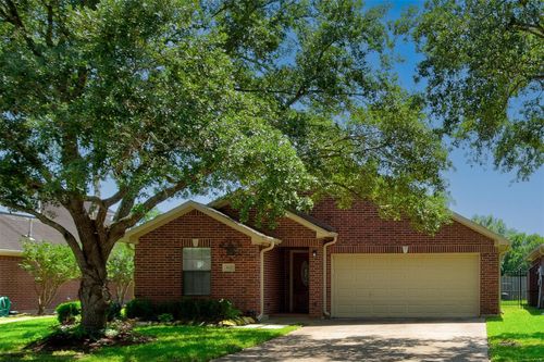 402 Live Oak Ln, Friendswood, TX, 77546-3474 | Card Image