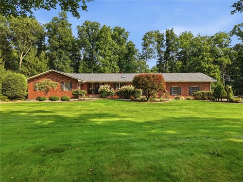 136 Woodshire Rd, Greenville, PA, 16125-1227 | Card Image