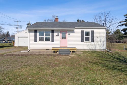 5831 Clark Rd, Bath, MI, 48808-9707 | Card Image
