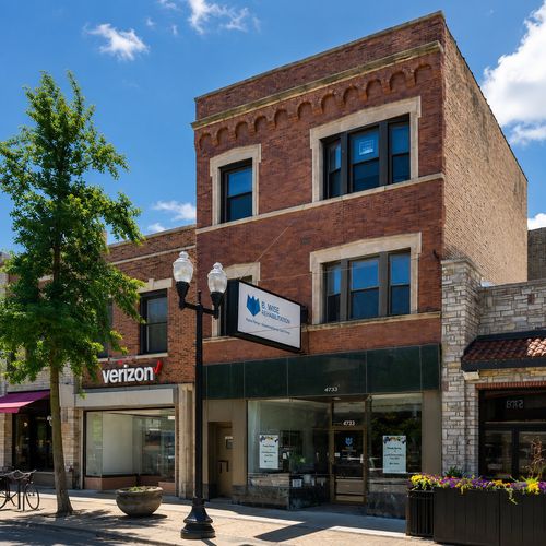 4754 N Lincoln Avenue, Chicago, IL, 60625 | Card Image