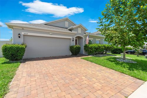9737 Kinmore Dr, Groveland, FL, 34736-7923 | Card Image